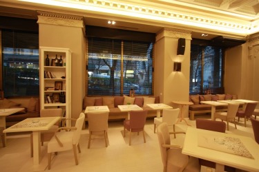 OPERA café
